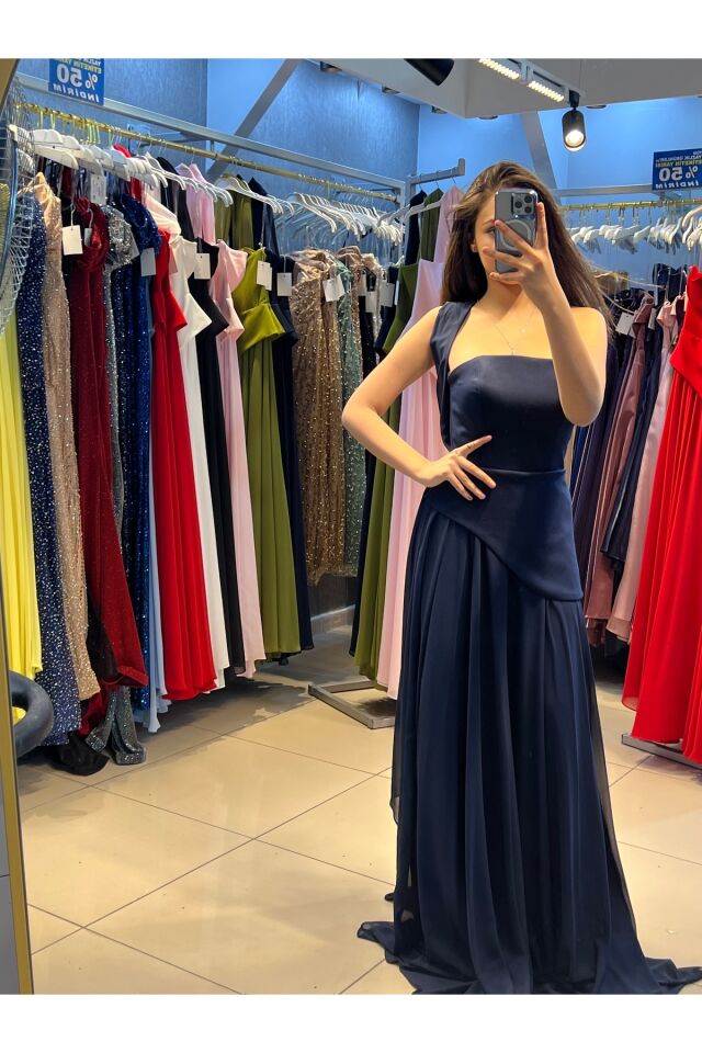 Abiye Elbise fular detaylı