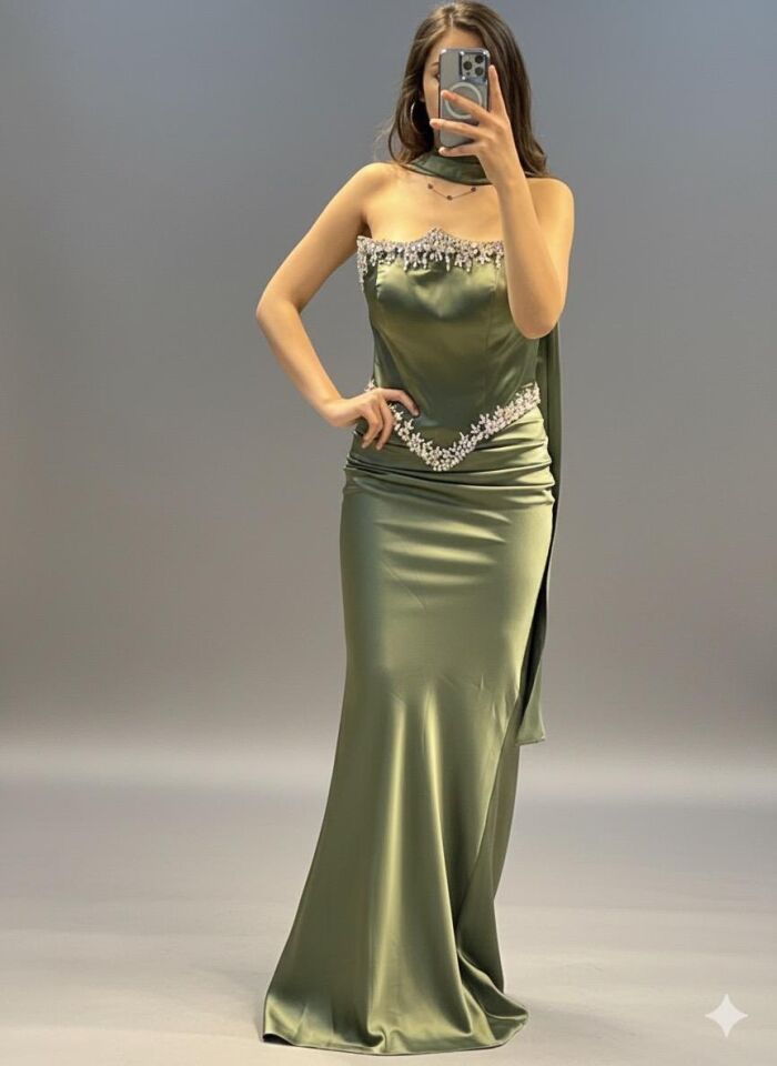 Saten İkili Taş Detaylı Balık Özel Kesim Fular Aksesuarlı ABİYE (ME1001YŞ)